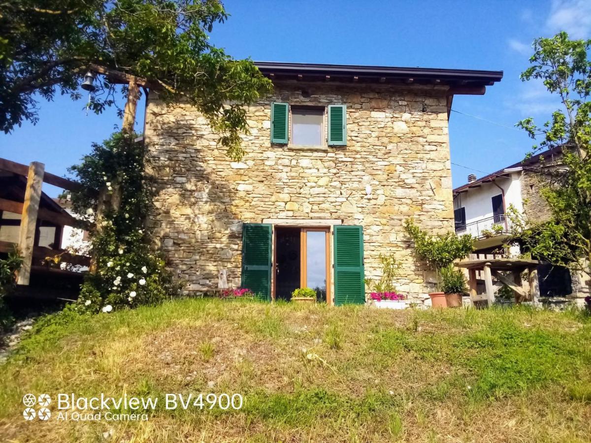 Segarati Relax La Maiolica Apartment บาร์ดิ ภายนอก รูปภาพ