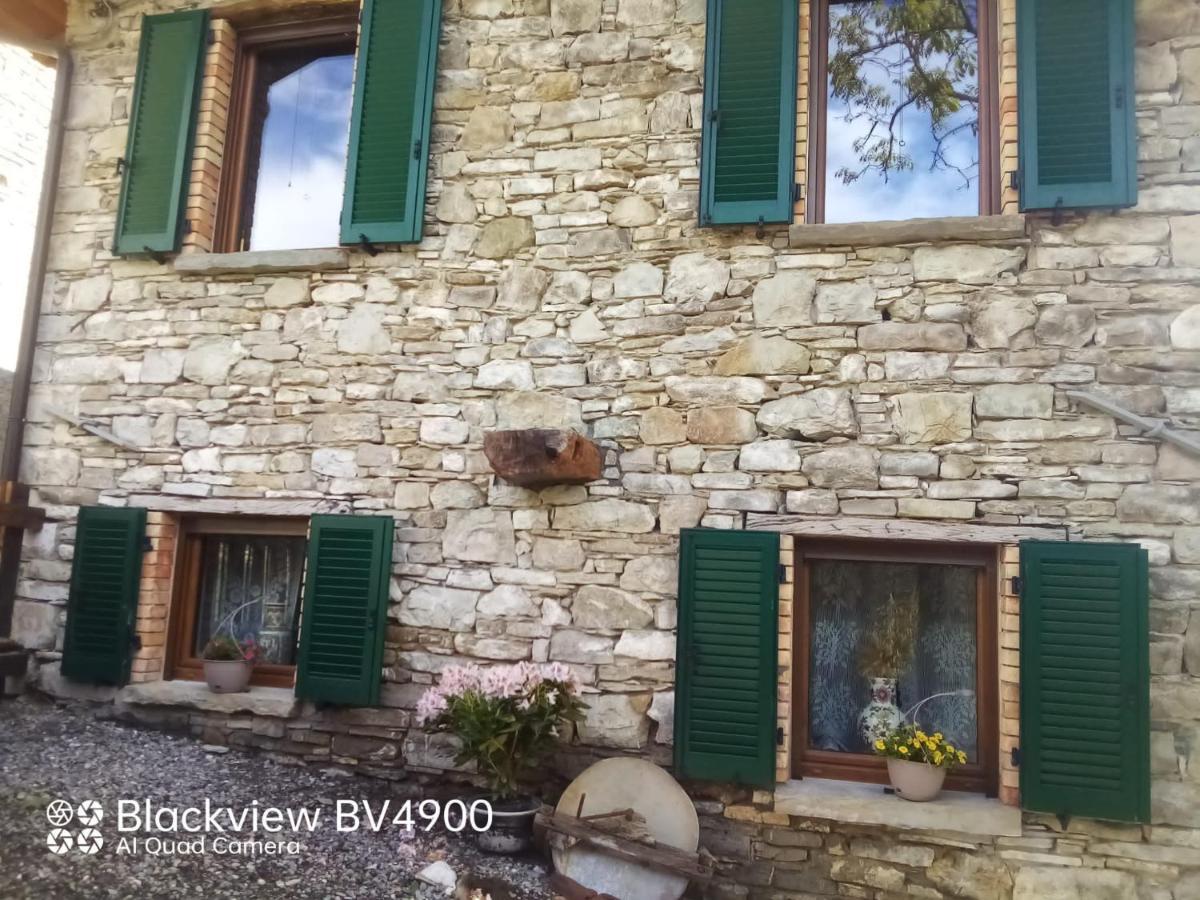 Segarati Relax La Maiolica Apartment บาร์ดิ ภายนอก รูปภาพ